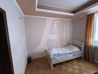 3-этажный дом, 377.5 м², 4.4 сотки
