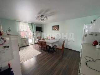  дом, 286.8 м², 17.85 соток