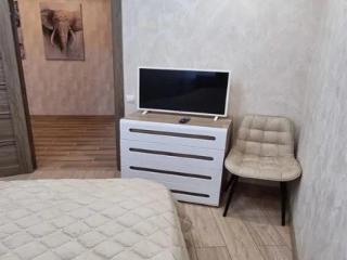 1-комн. квартира, 77 м²