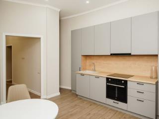 1-комн. квартира, 65.2 м², 1/6 этаж