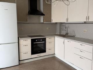 3-комн. квартира, 93 м², 3/5 этаж