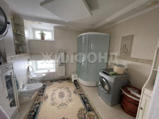  дом, 286.8 м², 17.85 соток