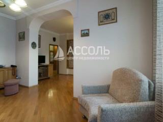 6-комн. квартира, 164.2 м², 2/5 этаж