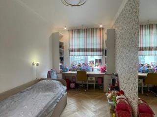 4-комн. квартира, 159 м², 4/6 этаж