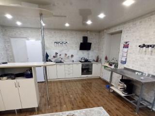  дом, 542.5 м², 12 соток