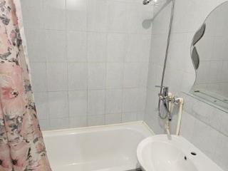1-комн., Квартира, 52.1 м², 2/4 этаж