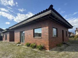  дом, 140 м², 9 соток