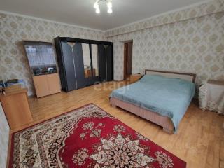 3-этажный дом, 263.4 м², 10 соток