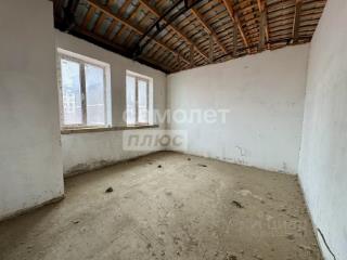 3-этажный дом, 700 м², 4.5 сотки