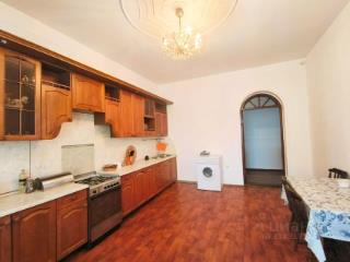 3-этажный коттедж, 286 м², 2.58 сотки