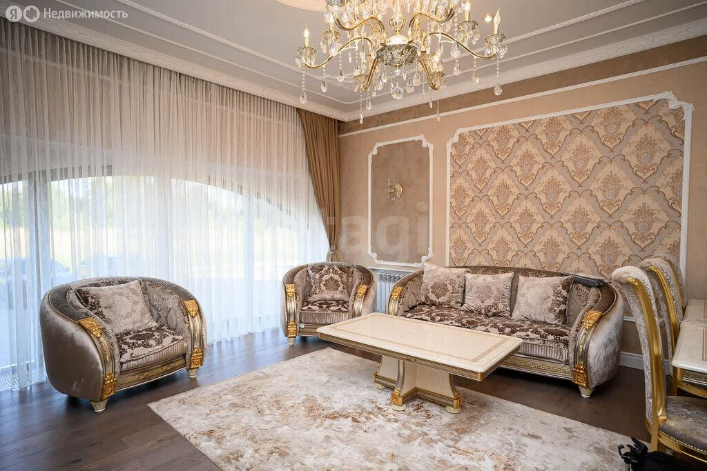 4-комн. квартира, 159.6 м2, 1/4 этаж