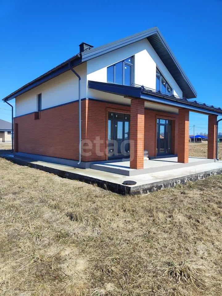 Дом, 140.4 м², 9 соток