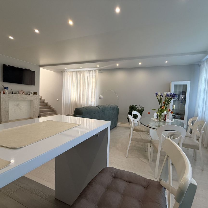 Таунхаус, 121.7 м², 2 сотки