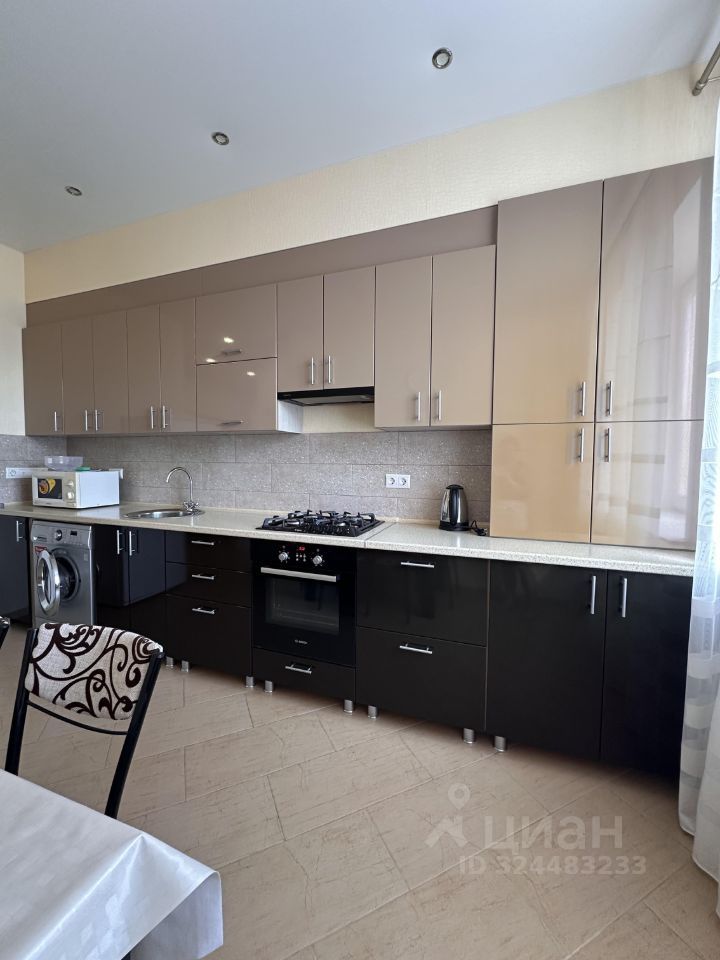 1-комн. квартира, 37 м2, 3/3 этаж