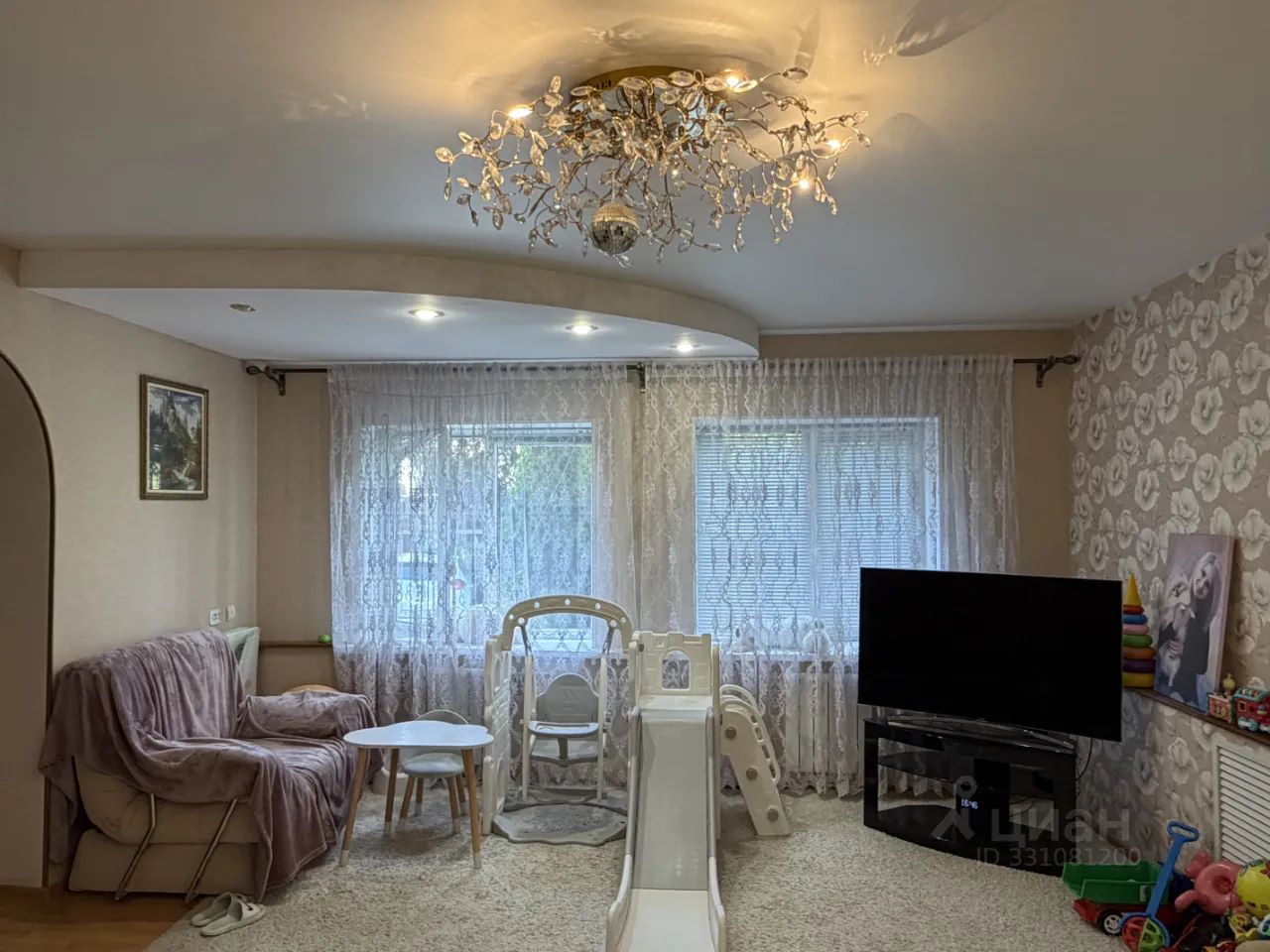 Коттедж, 320.8 м², 4.2 сотки