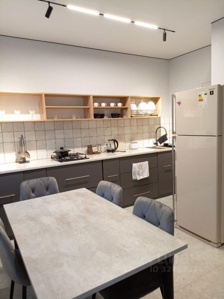 2-комн. квартира, 55 м2, 1/1 этаж