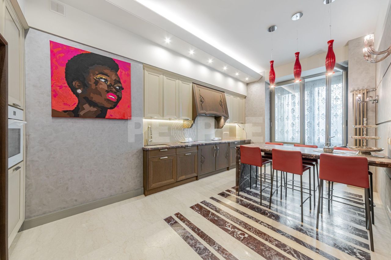 3-комн., 126 м², 2/15 этаж