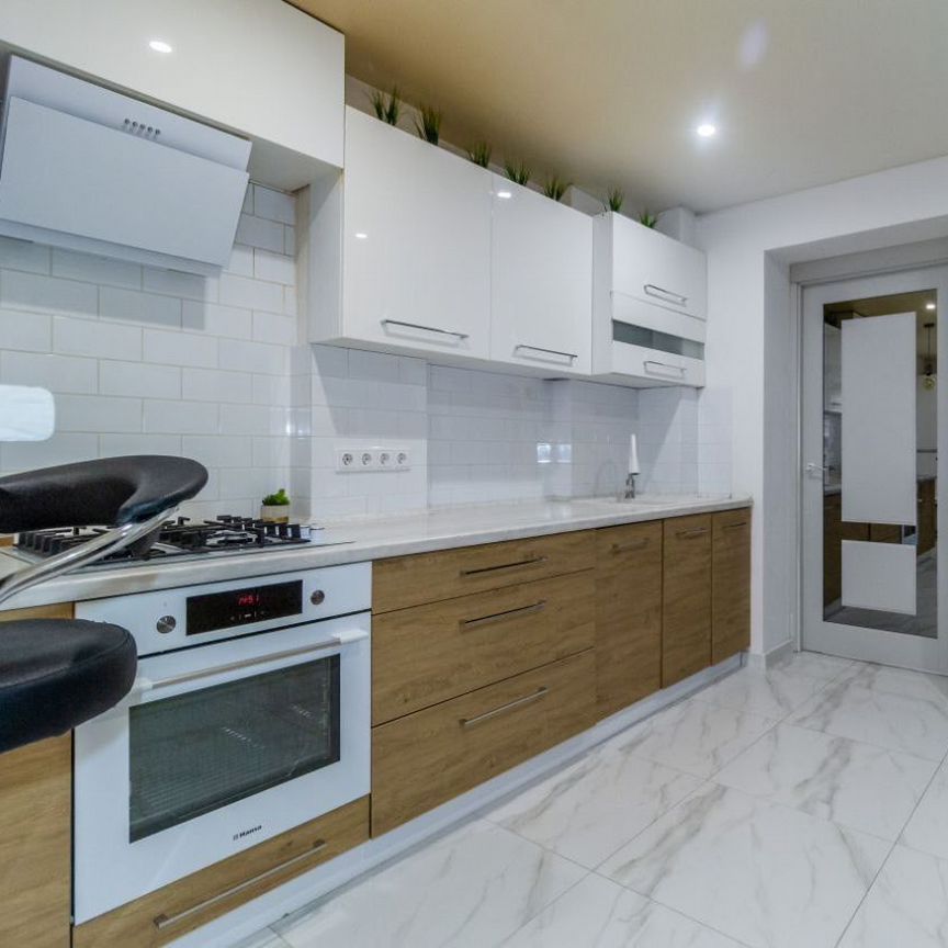 2-комн., 95 м², 4/5 этаж
