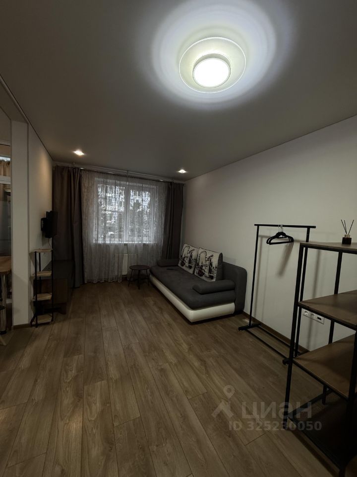 1-комн. квартира, 46 м2, 1/14 этаж