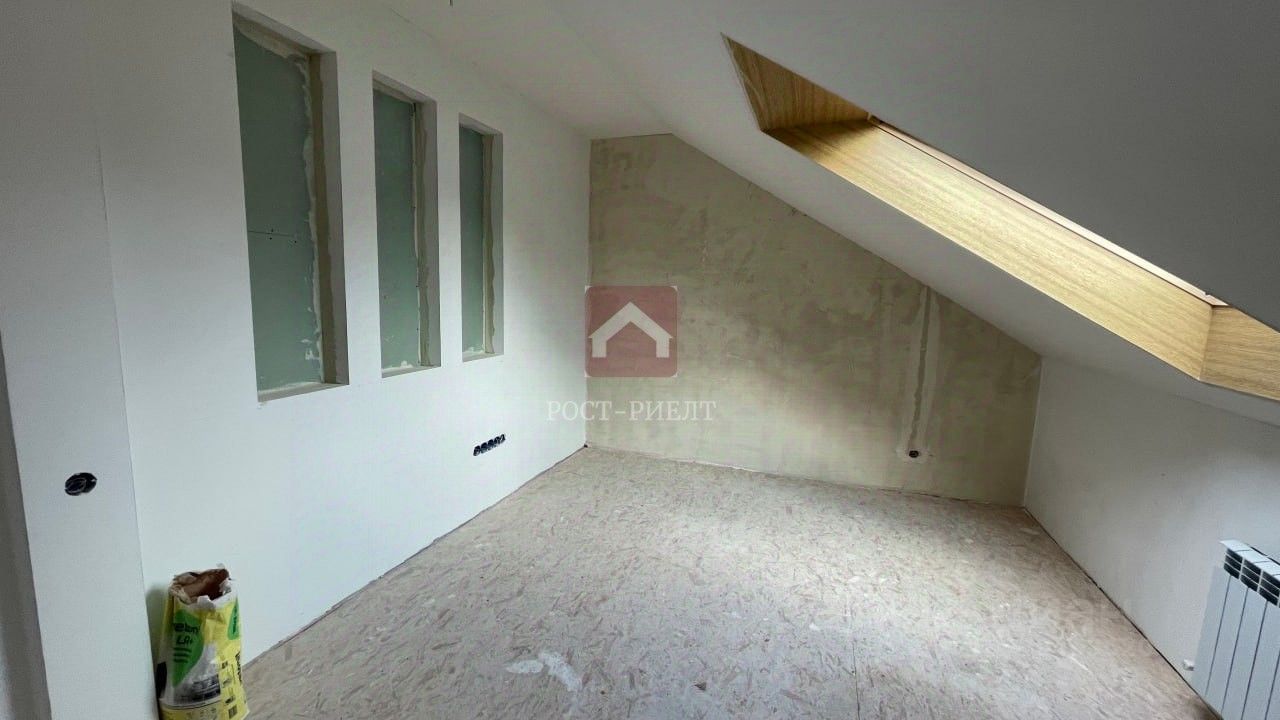 3 этажный, Таунхаус, 260 м², 2 сотки, 3 этажа
