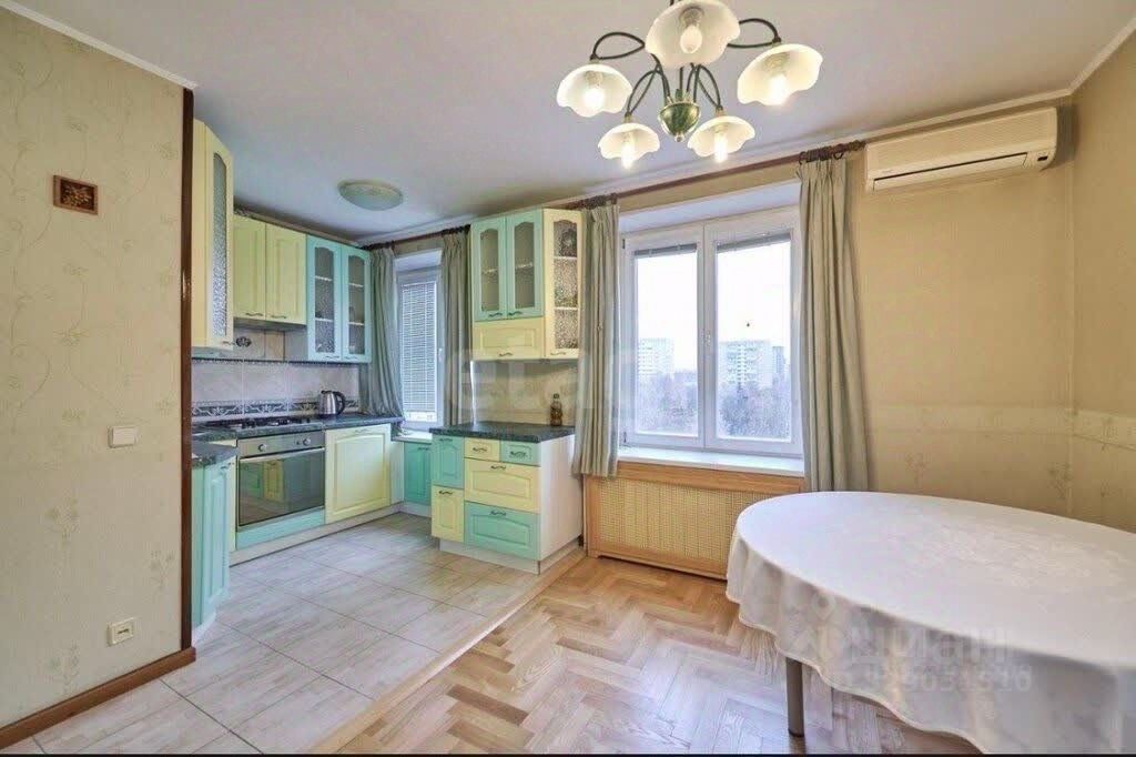 3-комн., 90 м², 9/9 этаж