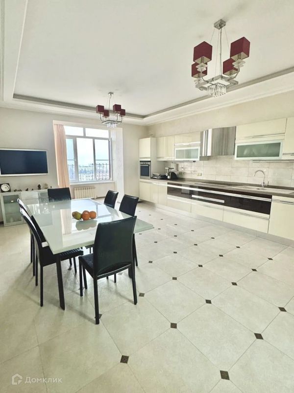 3-комн., 160.4 м², 11/11 этаж