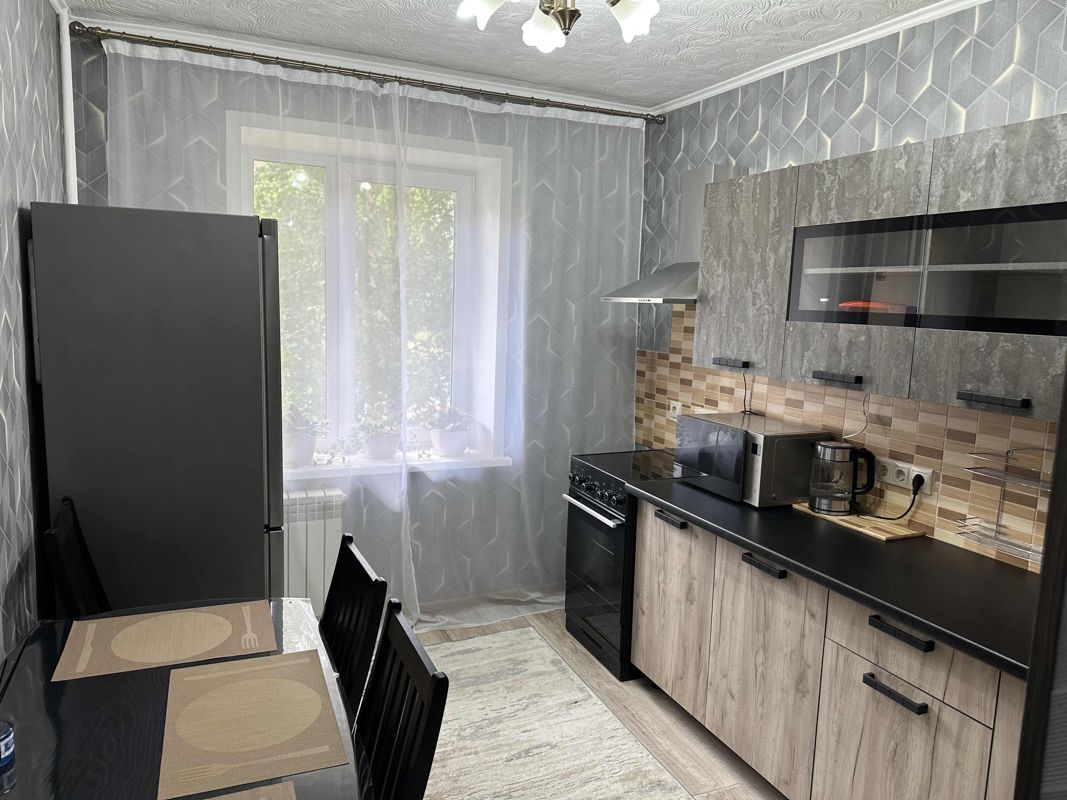 2-комн., 48.7 м², 1/10 этаж