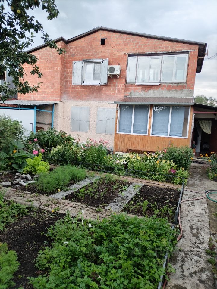 Дом, 81.6 м², 6.7 соток