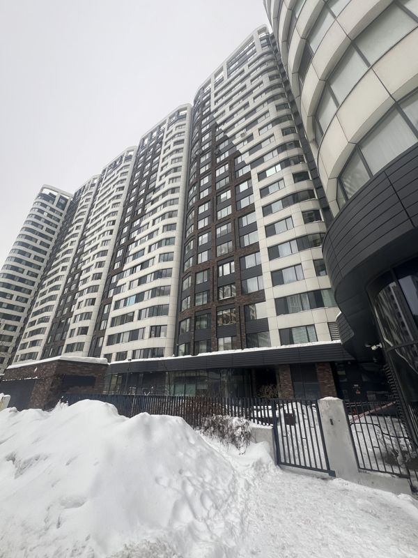 1-комн., 42 м², 13/23 этаж