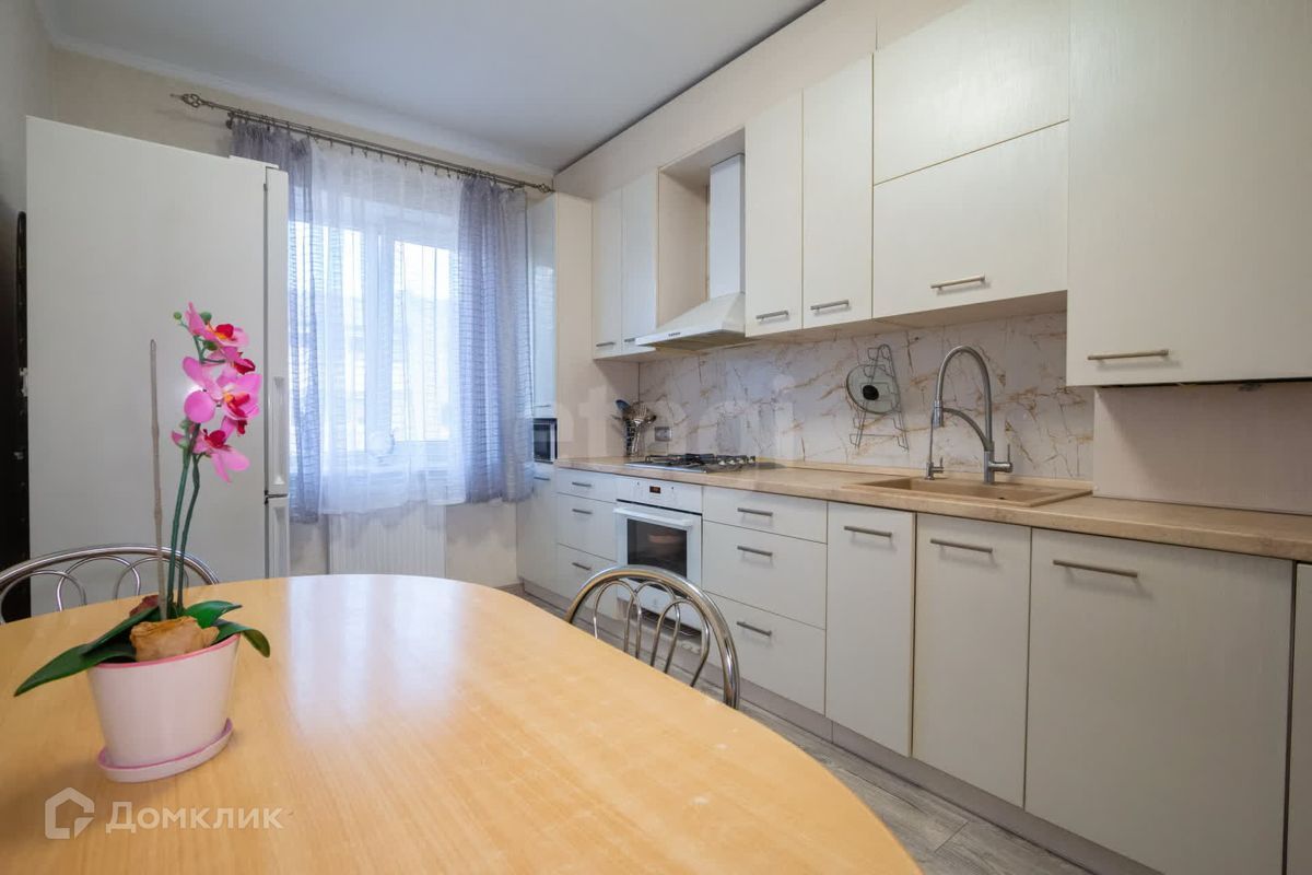 2-комн., 63 м², 4/5 этаж