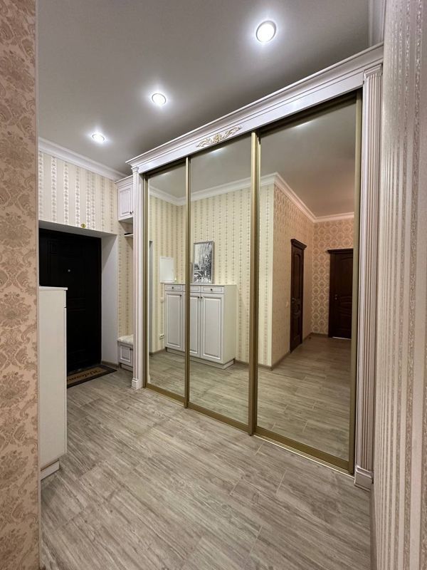 3-комн., 85 м², 2/6 этаж