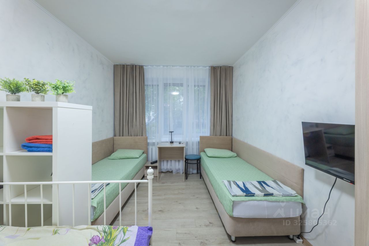 2-комн., 46 м², 1/5 этаж
