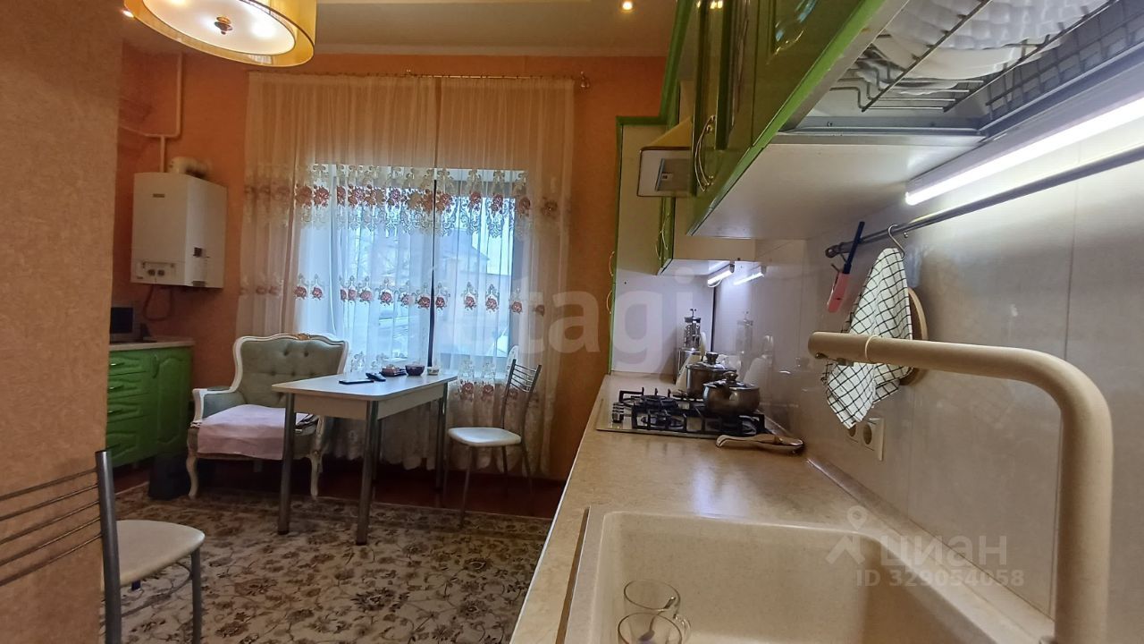 2 этажный, Таунхаус, 166 м², 2.1 сотки, 2 этажа