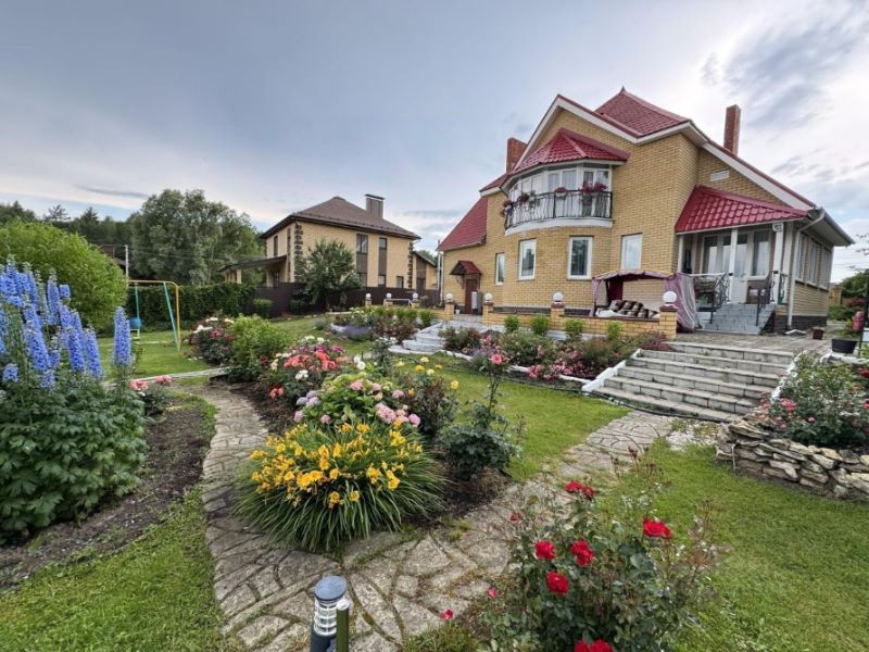 Коттедж, 324 м², 23.13 сотки