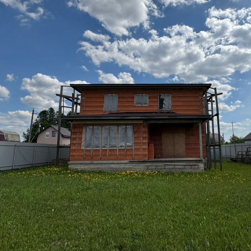 Дом, 309 м², 18 соток