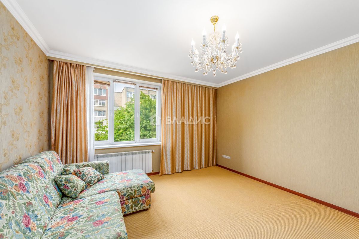 2-комн., 70.4 м², 2/4 этаж