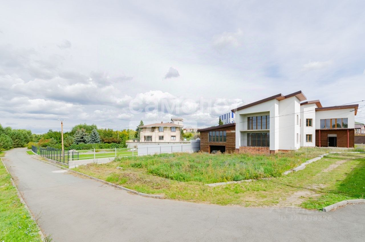 2-этажный коттедж, 810.2 м², 8.26 соток