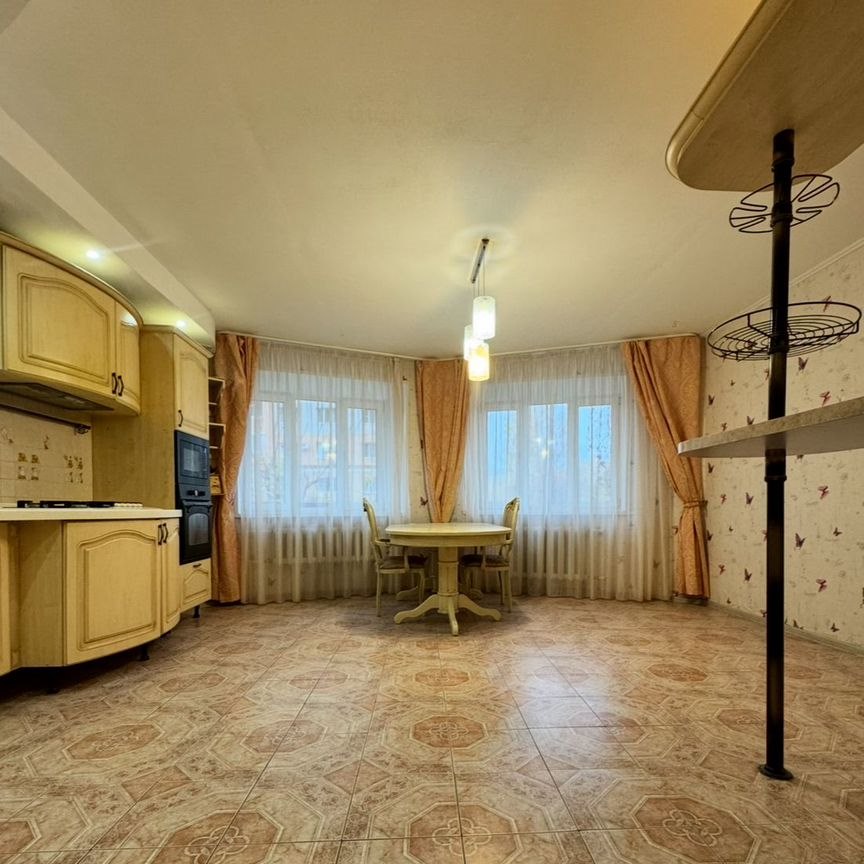 5-комн., 150 м², 1/9 этаж
