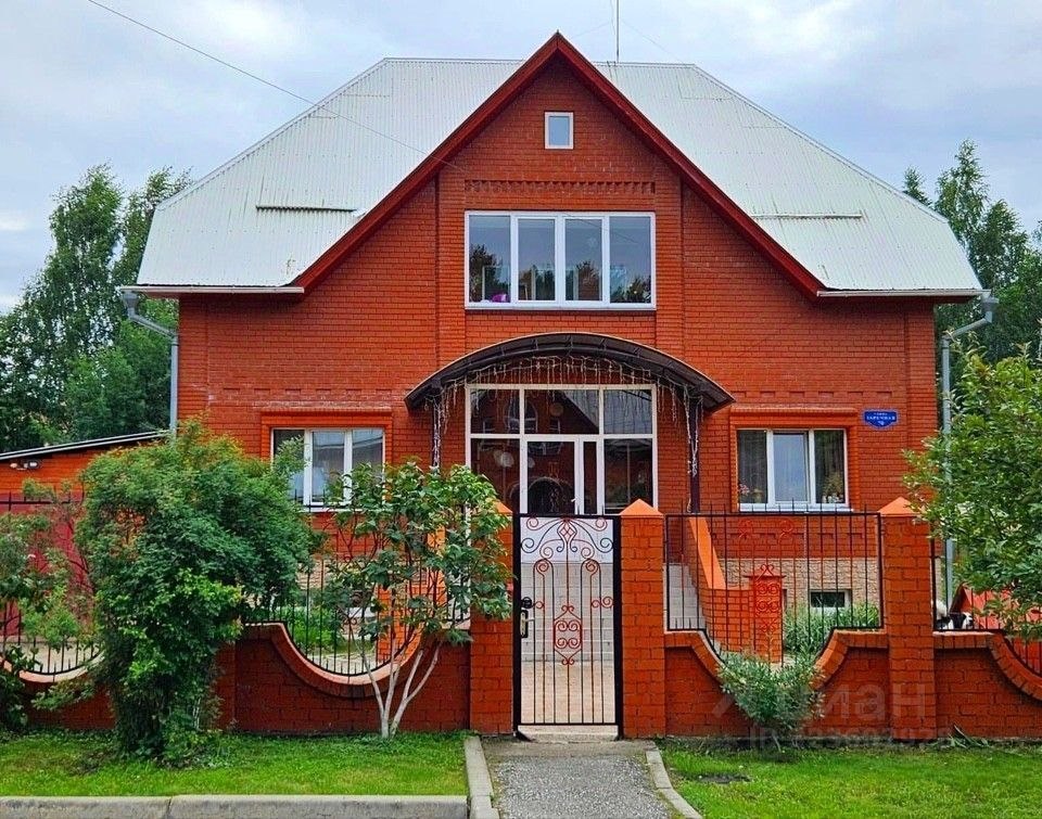 Коттедж, 288 м², 12.3 соток