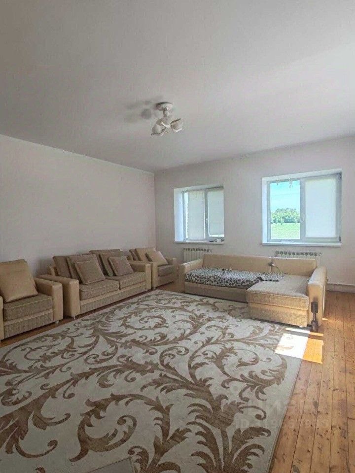 Дом, 343.7 м², 10 соток