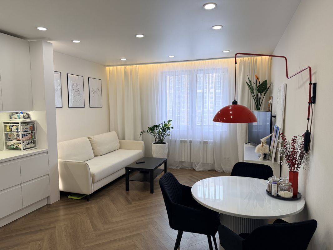 2-комн., 70 м², 8/24 этаж