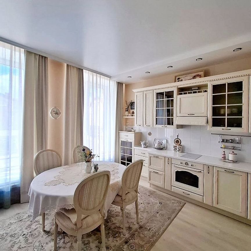 Таунхаус, 296 м², 2 сотки