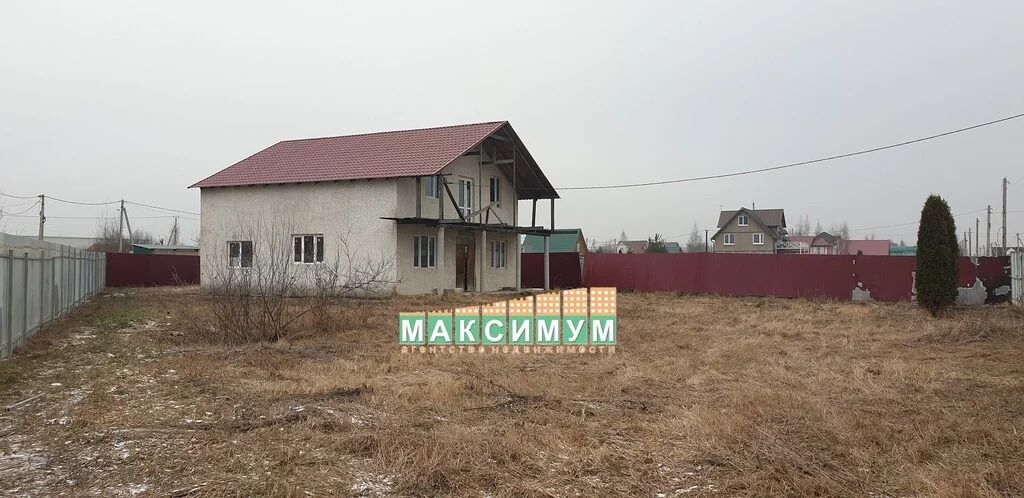 Коттедж, 200 м², 7.7 соток