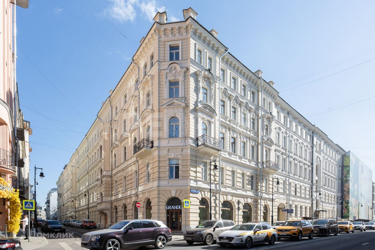 3-комн., 165 м², 2/5 этаж