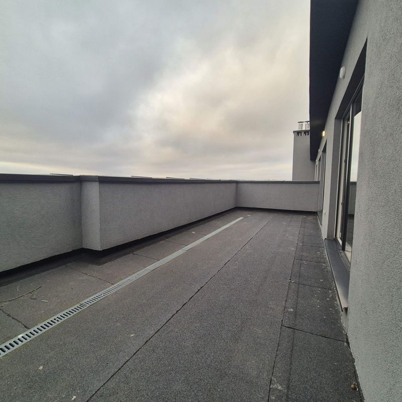 3-комн., 77.9 м², 9/9 этаж