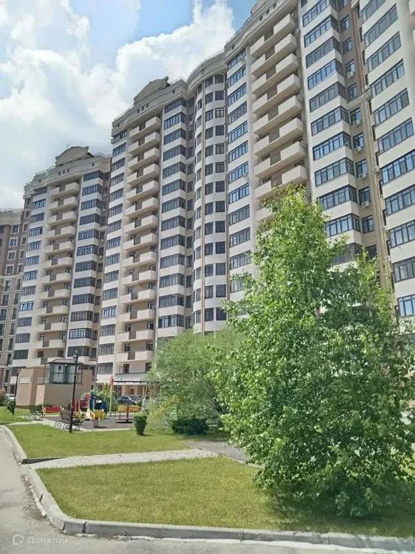 3-комн. квартира, 92 м2, 2/14 этаж