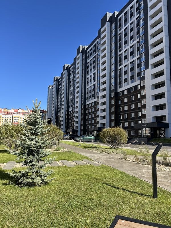 1-комн., 37.6 м², 3/16 этаж