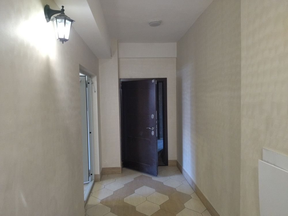 3-комн. квартира, 77 м2, 2/7 этаж