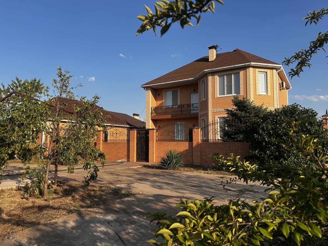 Коттедж, 165 м², 12.5 соток