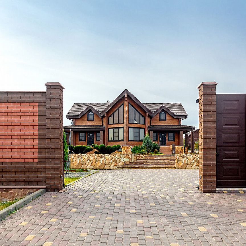 Дом, 403.5 м², 30 соток